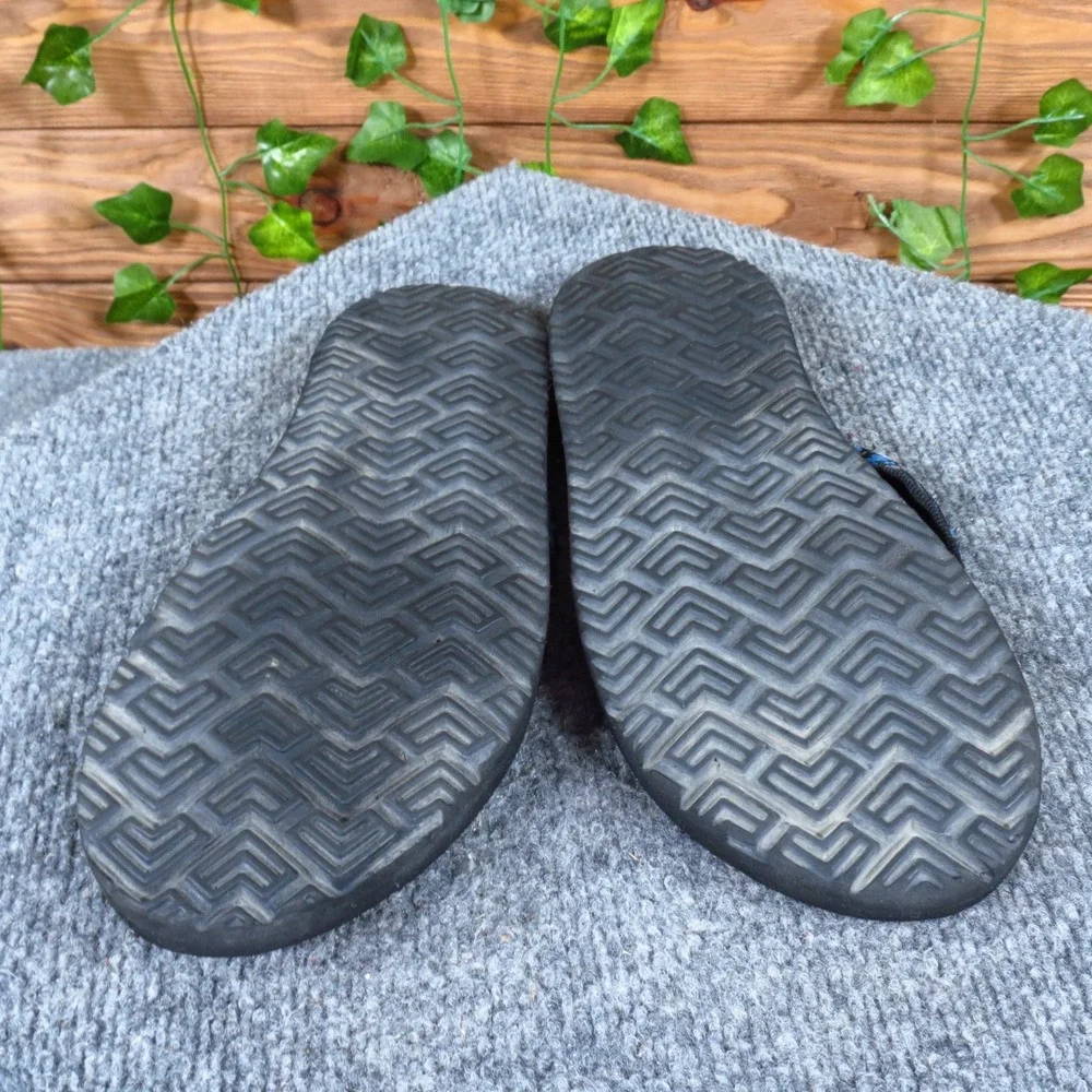 Teva Mush Kids Boys‎ 6 Black Synthetic Flip Flop Sandals Casual Comfort